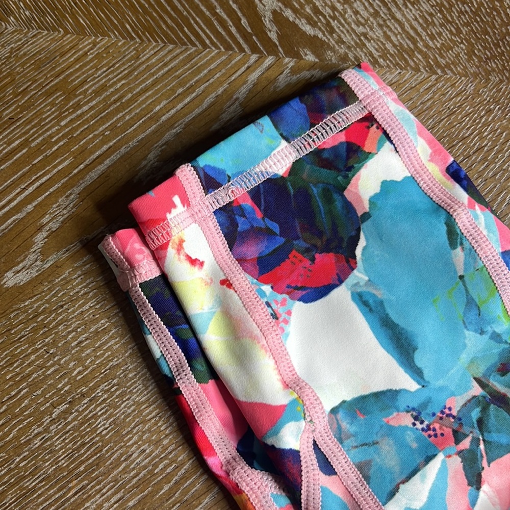 ZYIA ACTIVE Floral Light N Tight Leggings Women’s 2 - Picture 11 of 13